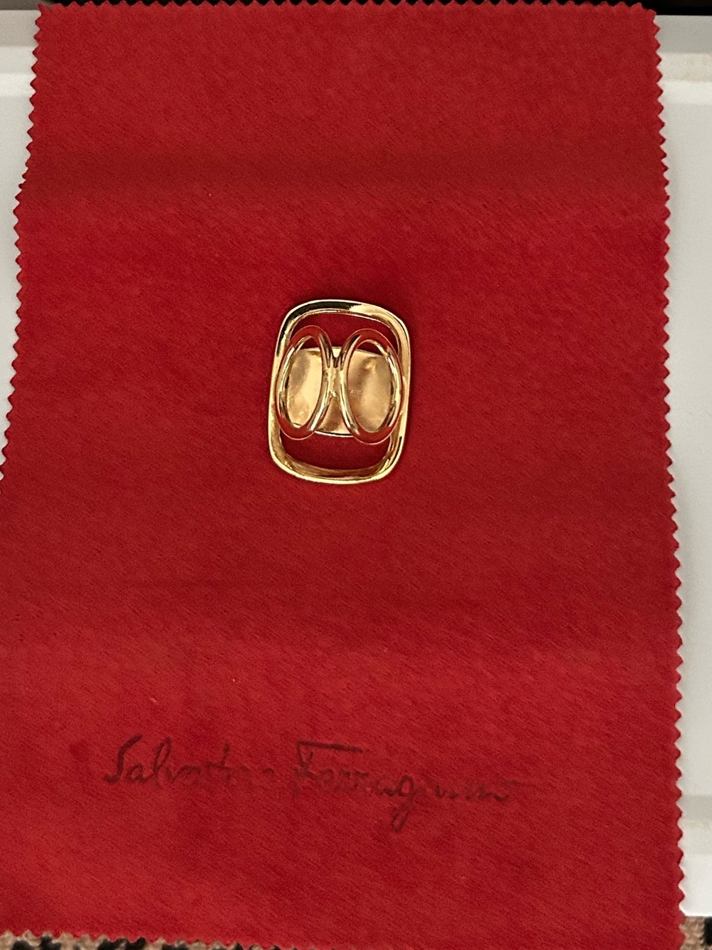 SALVATORE FERRAGAMO EUC Authentic Scarf Ring or Bag Charm with Cloth - Unisex - Picture 5 of 7